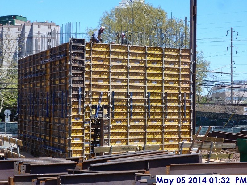 Securing the shear wall panels at Elev. 7-Stair -4,5 Facing East (800x600)